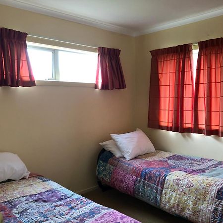 Korimako Ridge - Lake Hawea Holiday Home エクステリア 写真