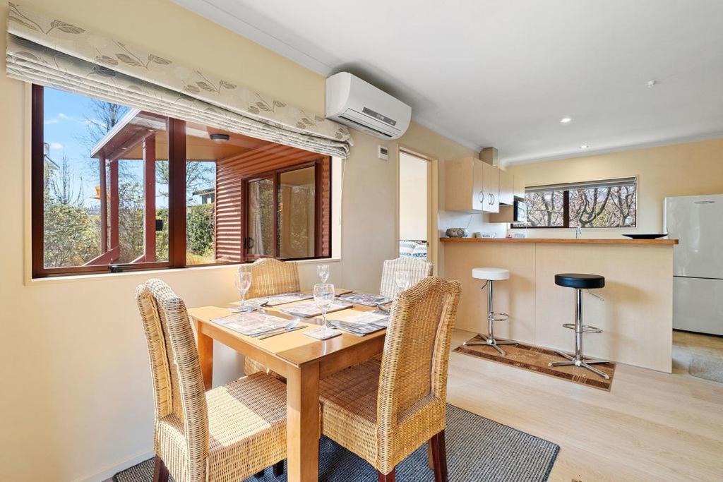 Korimako Ridge - Lake Hawea Holiday Home エクステリア 写真
