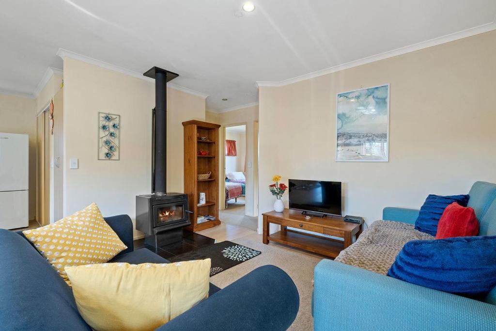 Korimako Ridge - Lake Hawea Holiday Home エクステリア 写真