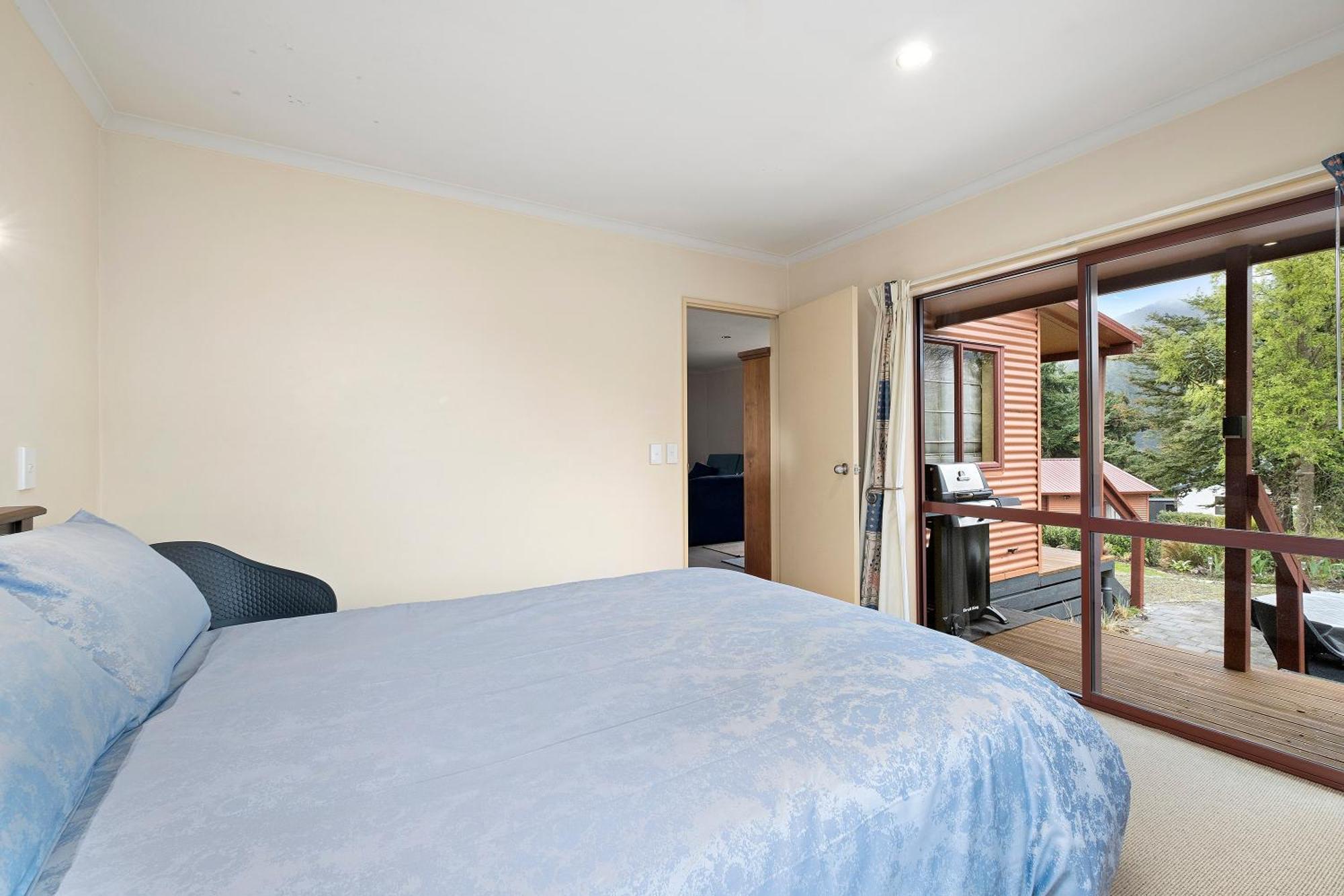 Korimako Ridge - Lake Hawea Holiday Home エクステリア 写真